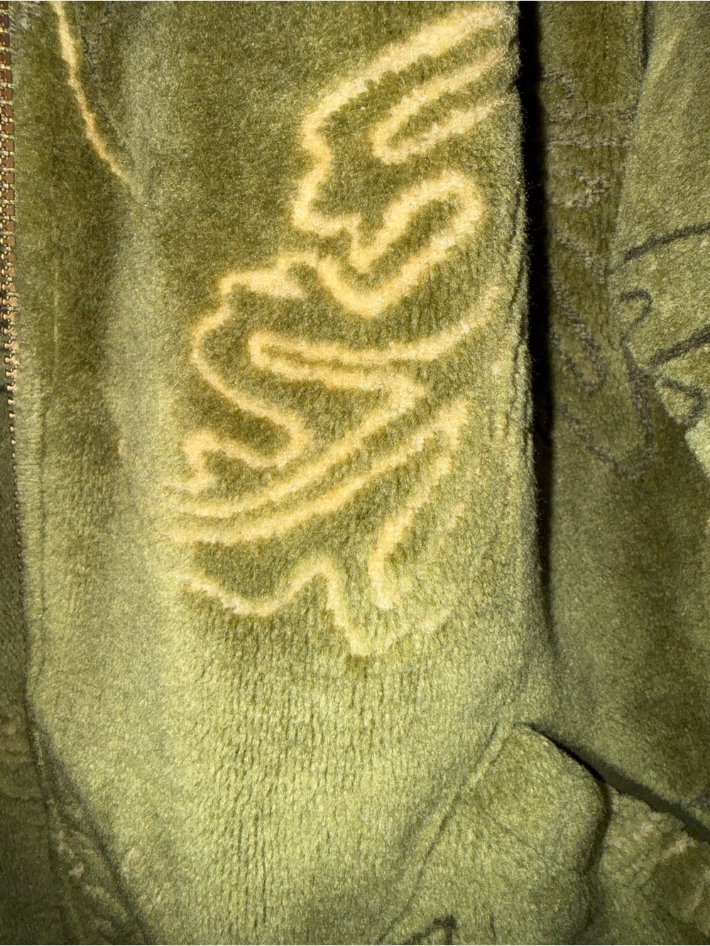 Cabela's Olive Green Embossed Plush Teddy Jacket - Picture 3 of 4
